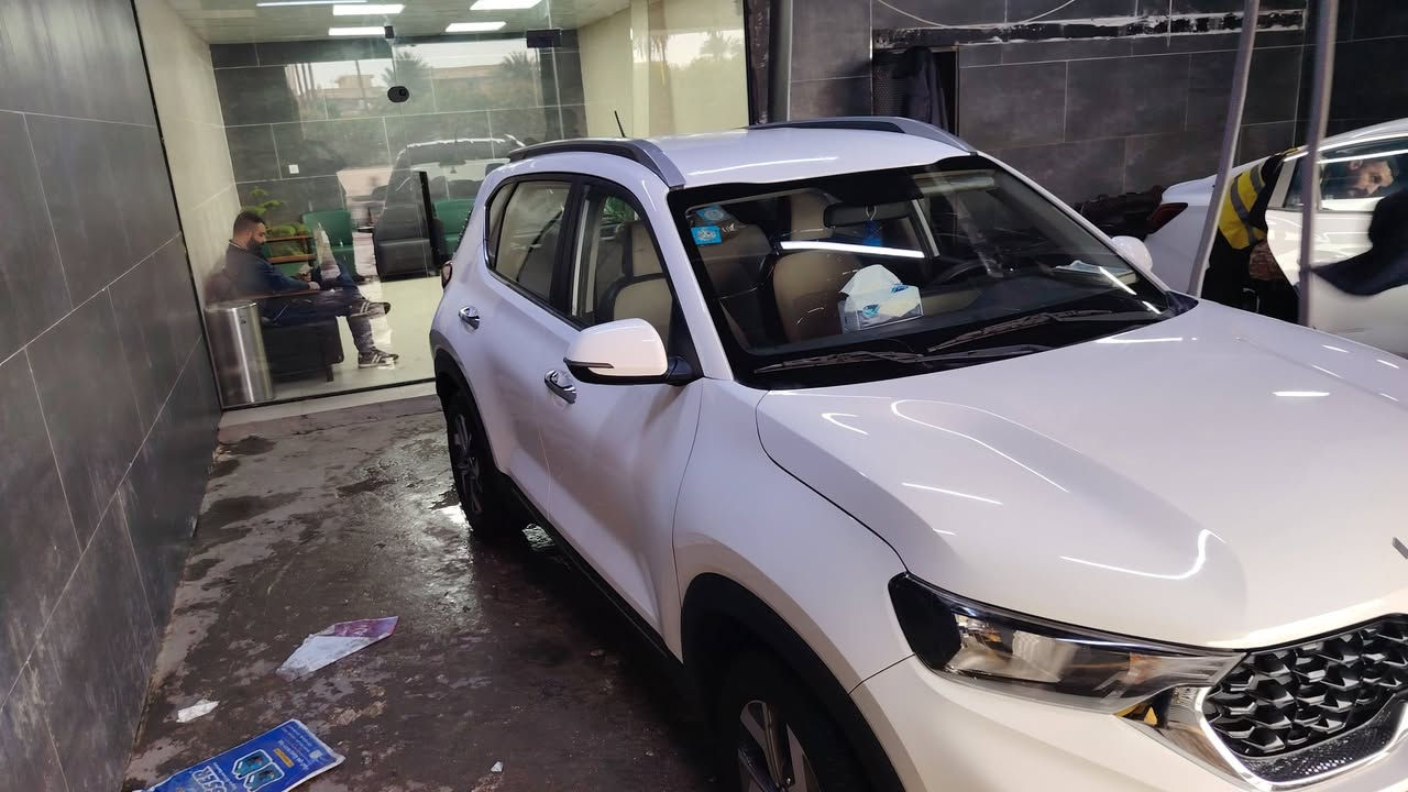 سلام عليكم كيا سونت 22 ضمان شركة كيا دولية مكفولة ماعدا باب سائق تبديل شركة سعر 132$ مجال بسيط 
استفسار واتساب 
***********
