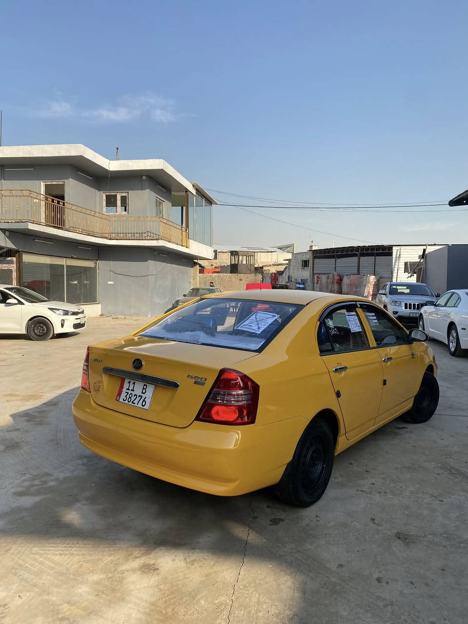 ليفان 620موديل 2011محرك كير مكفوله رقم انكليزي هيئه غرامات صفر صدرها جديد ترايك وين ماتريد السياره بسمي شرط التحويل والوكاله سياره كامله للاخير 
للاستفسار ***********
السعر 47وبيها مجال 
المكان موصل
