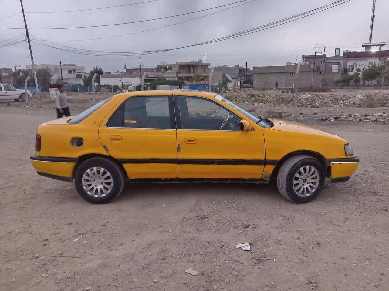 هونداي تكسي للبيع رقم كركوك بطاقه مال بنزين ما ابي غير ما ابي عيب محرك شويه بيها صرف والشراي يخابر موديل 93 السعر 16 ورقه

***********/***********9
