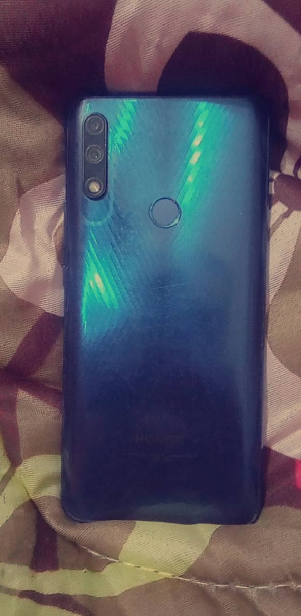 تلفون هونر مبدل شاشه مراوس كلشي جان


**إذا كنت صاحب هذا الإعلان وتريد حذفه لأي سبب، رجاءا أرسل رسالة إلى الدعم الفني**