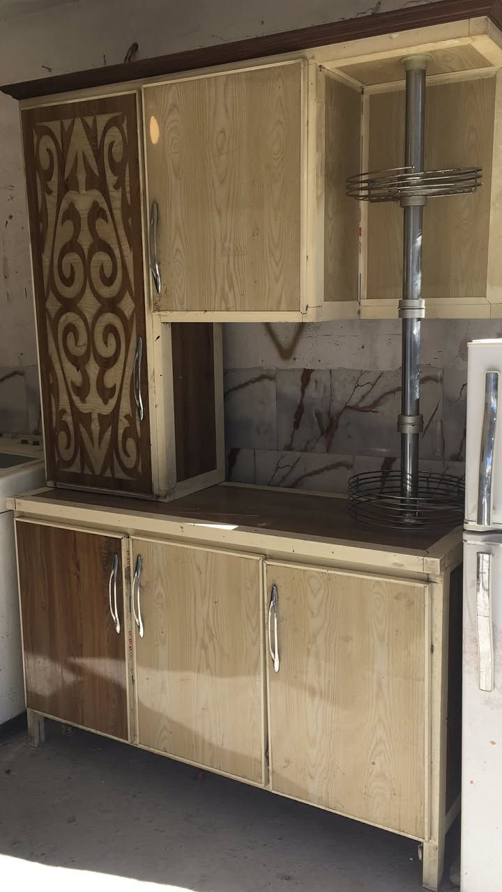 كاونتر اربع قطع تسكا السعر 250 مكان حي الجهاد الرقم ***********
