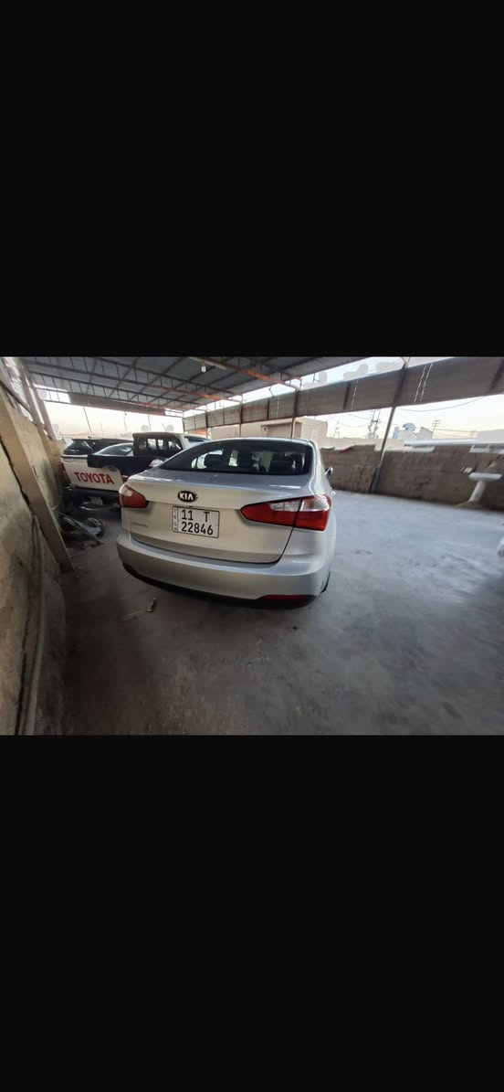 السلام عليكم كيا سيراتو للبيع 2016 سيارهً كلش جديده ماشيه 80 رقم بغداد باسمنه كير مكينه تبريد صدر تخم تاير جاهزات سيارهً فول عدا بصمه مكفوله لا صبخ ولا ضربه حته دعاميات مكفوله سعر 140 وبيه مجال ولي ميعجبه يسكت ممجبور


**إذا كنت صاحب هذا الإعلان وتريد حذفه لأي سبب، رجاءا أرسل رسالة إلى الدعم الفني**