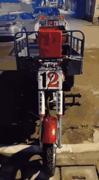 سلام عليكم ستوتة ام تيار موديل 2012 لون احمر شاصي كفالة عامة
ستوتة خير من الله اوراق سعر 1600 وبيهة مجال قليل 
رقم ***********
