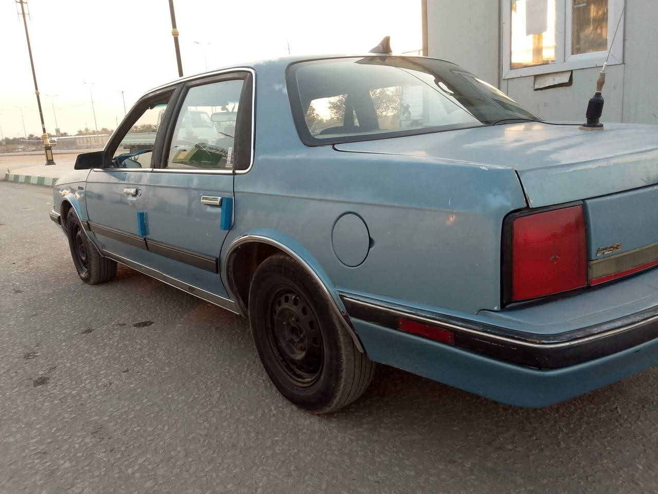 السلام عليكم اولدز لبيع موديل 1990
مكرك وكير خير من الله سياره بلاديه ع وظع الشركه دواخله حلوه رقم بغداد نكليزي تحويل مباشر 
السعر 32 عنوان بابل الحصوه حي الغدير 
الرقم ***********
