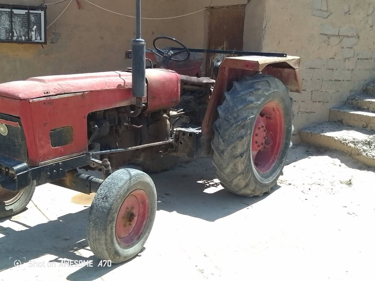 عنتر للبيع اسعر4000,000 وبيه مجال رقم الهاتف ***********
