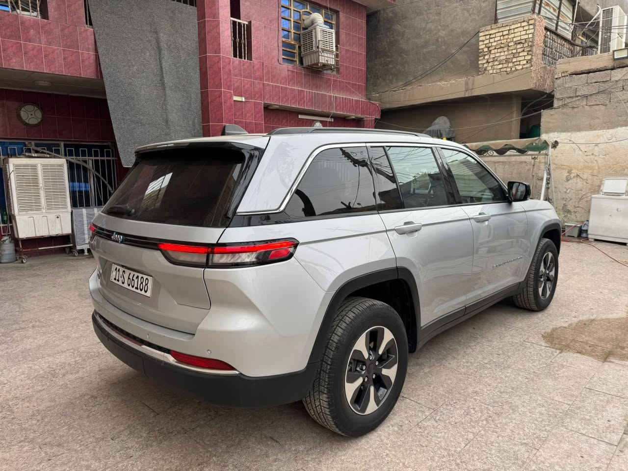 جيب لاريدو موديل 2024 هايبرد5 راكب فول مواصفات وارد أمريكي حادث شبر بلبنيد نفسه مصلح صور الحادث مع الصور بدون دواخل بدون تبديل رقم بغداد بسمي مكاني بغداد الشعب 

‭0771 500 1144‬
