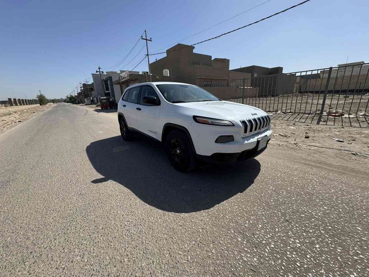 يالله 
جيب بزون موديل ٢٠١٥ رقم بابل 
مكينه اربع ٢٤٠٠
السياره كفاله وسونار مرفق بالمنشور عد بارد قليل 
كلين 
كير مكينه حداديه كله جديد 
تبريد قطعتين 
مكانه بابل 
***********
