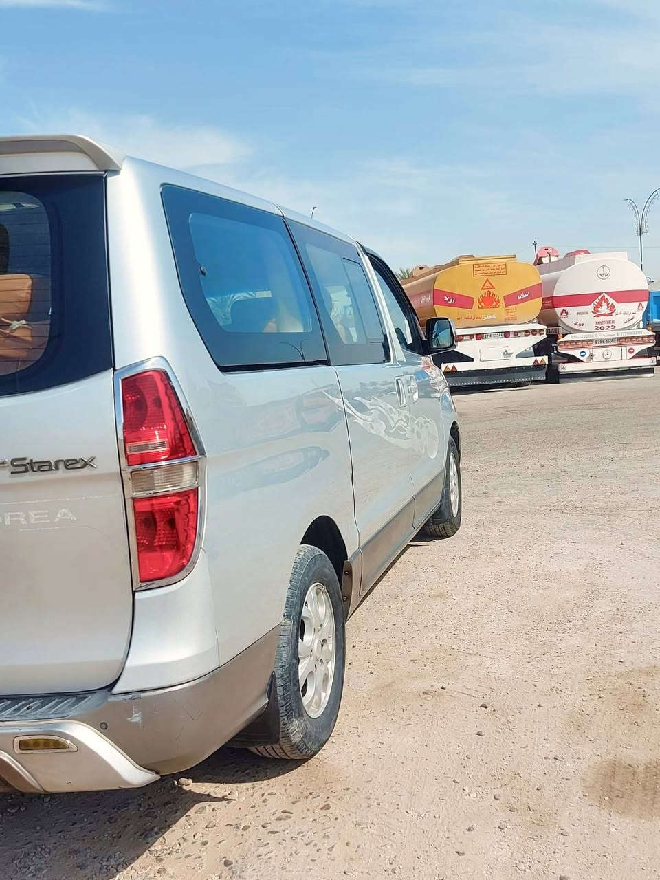 سياره ستاركس 2009 مكفوله السياره شرط سونار المكان بابل الاتصال على الرقم ***********
