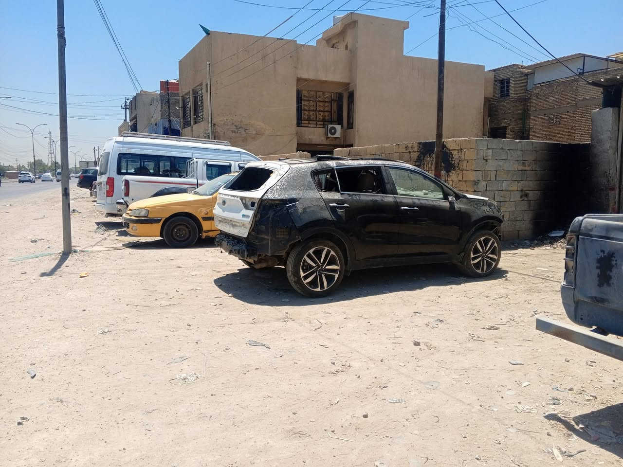 جالسلام عليكم اسبورتج موديل عشرين للبيع حاليا هية يم السمكري تريد تكملها تريد تاخذها هيج هذا رقمي اي ستفسار ***********اتصل
