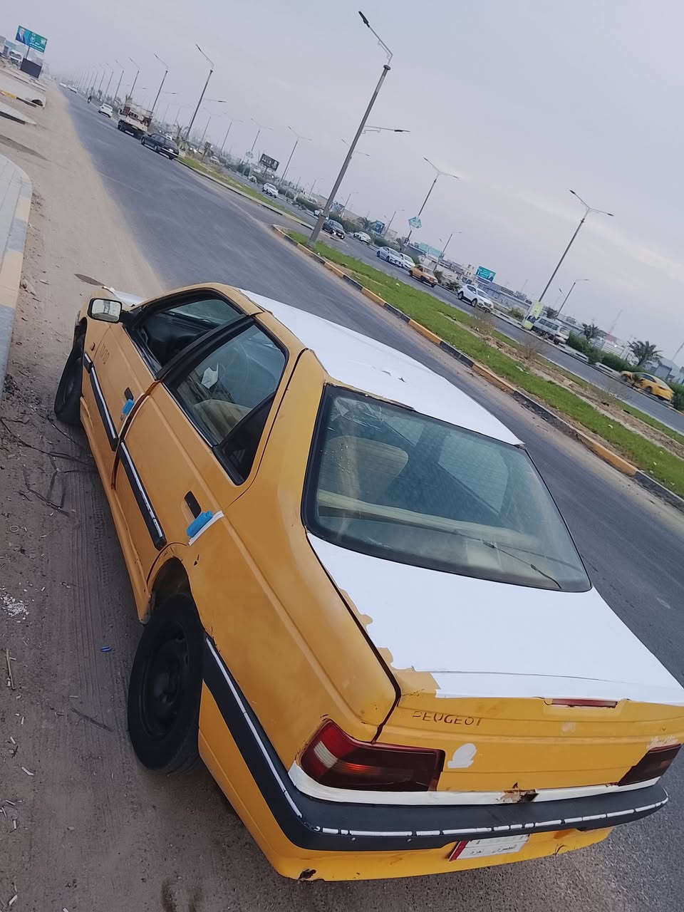 بيجو 405 مديل 2010 تجديد سنويه تصفير هيئه وغرامات  عليه الك الصافي السيارة شوف العين مكان السيارة البصرة ابي الخصيب حمدان السعر 17 ورقه الموشراي لا يدخل رجائاً خوان للاستفسار تصال ***********
