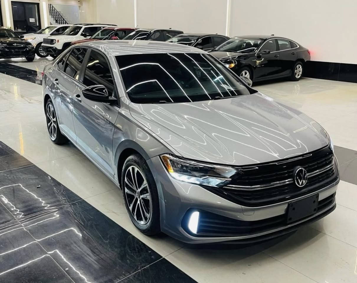 Volkswagen Jetta 2024 S SPORT - شكل جديد ‎
موديل  : 2024
‎2️⃣2️⃣سياره مرقم /جاهز تحويل شرط رقم اربيل
‎اخت صفر ماشية ٤ مايل فقط 🆕 
‎سيارة بدون ارباگ 🆗
‎المحرك:- i4 - 1.5L Turbo 
‎المواصفات 
‎شاشه كبير 
‎گيج الكتروني
‎بريك بصمه 
‎رادار امامي و خلفي وجانبيه 
‎كاميرا 
CarPlay
‎فحم شركة   
Auto-Start/Stop
‎لايتات Led+Xzenon
‎سبغ: جاملغ فقط بدون دواخل
‎بها مكانين pdr  
ماشي 10 مايل
مكان اربيل 
سعر 169 و مجال قليل 
*********** واتساب
‎كورك [***********]
