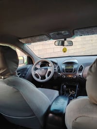 توسان ٢٠١١ • محرك ٢٠٠٠ • كفاله عامه