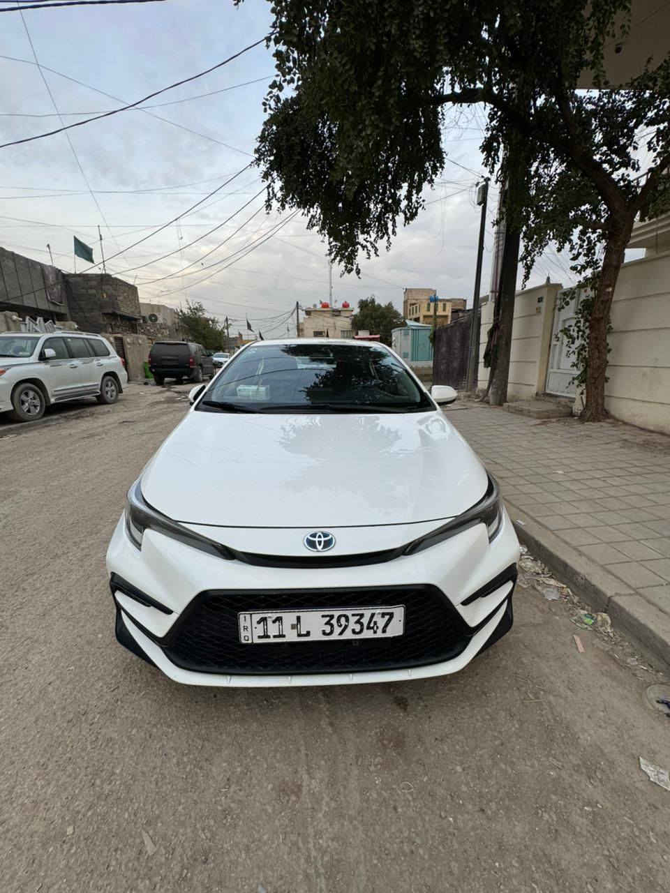 السلام عليكم من رخصة الادمن  لبيع كورلا هايبر sبلاك موديل ٢٣ علامه زركه خليجي موصفاته معروفه رادر شاشه بصمه دخول ذكي فتحه بصمه لباقي معروفه موصفات رقم بغداد تحويل ثاني بسمنه ماشيه ٣٥ الف سياره جديده مكفول كفاله ماعده بيه رصعات بلقماره شويه ولبنيد حالوب خفيف وعايفه عل وضعه ماسويته بيدار يرجعن سعره ١٤٠ وبيه مجال لشراي للستفسار رقم ***********
