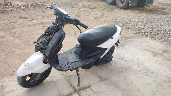 ذبانه لكزز للبيع بدون اوراق دراجه خير من الله نضيفه السعر 150 الشراي يتصل مكاني لشيشان ***********
