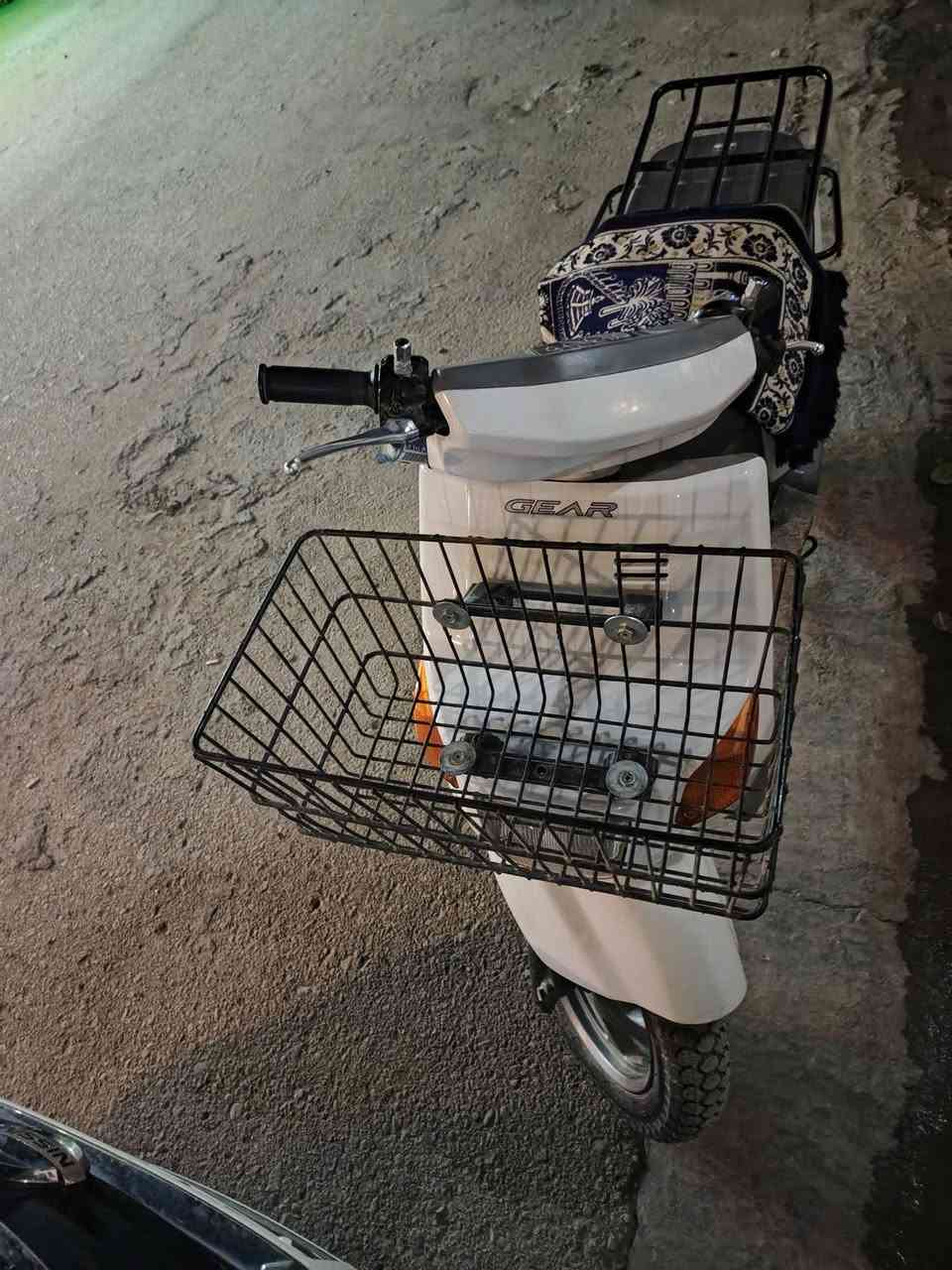 للبيع دراجة بيكم حاويه موديل 2002 برغي مامفتوح بيه مكفولة كفاله عامة
موقع كربلاء حي العباس
للاستفسار الاتصال 
***********
