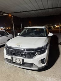 كيا سيلتوس خليجي تو كلر 2025 السيارة زيرو ماشيه 16 الف  مواصفات معروفه...