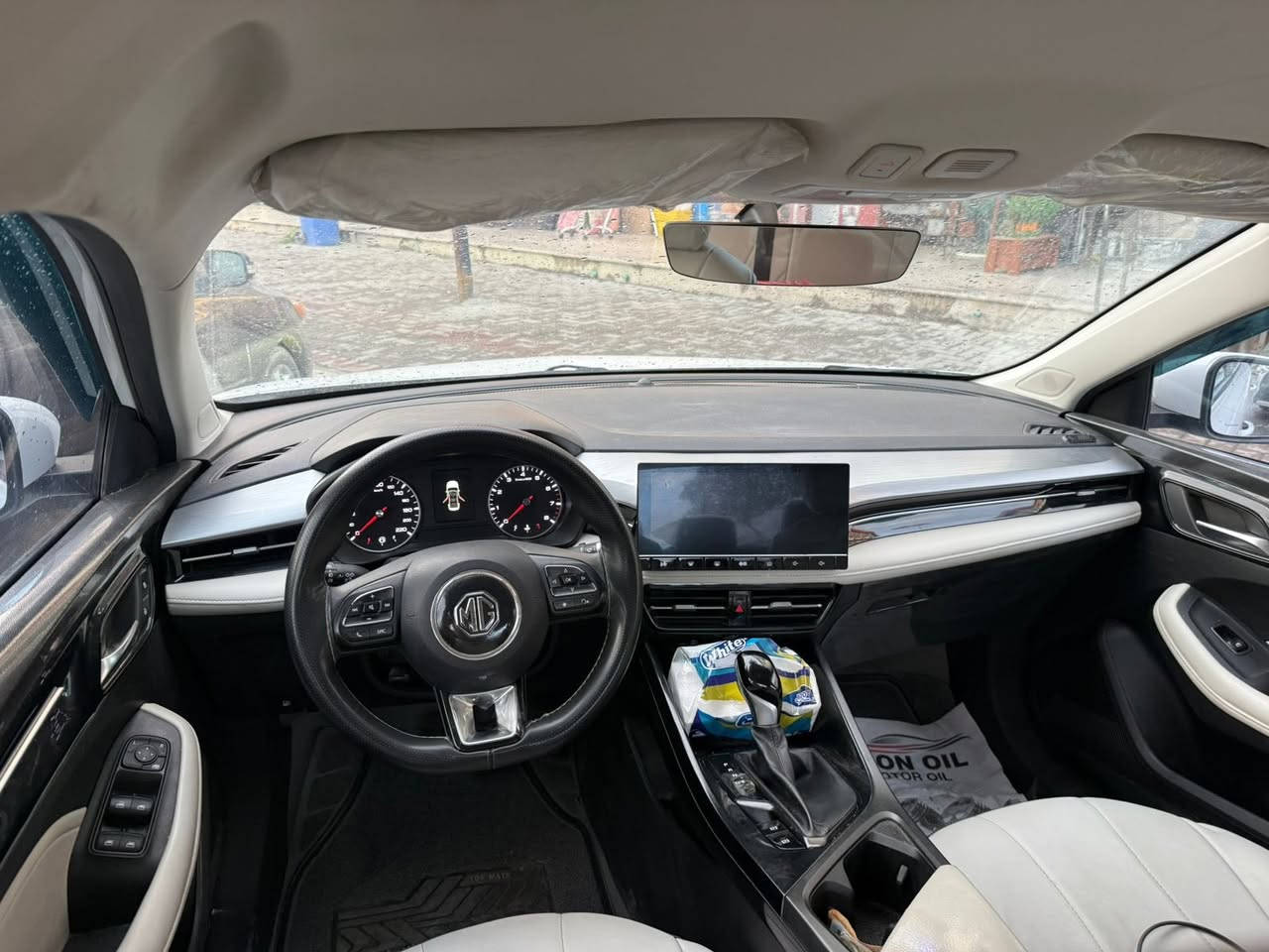 السلام عليكم
MG5 بلاس

الموديل :2025

اللون : ابيض

الرقم : بغداد انكليزي

ماشيه 18.000

تحكم ستيرن اشاير مري

زنون LED

ضمان الشركه 6 سنوات

السايره بيه عازم حراري لكل الجام اصلي 185 الف

مغلف الكاعيه جلد والكشنات مغلفه جلد نفس شكل الكشن الاصلي

السعر123 $7727666006
