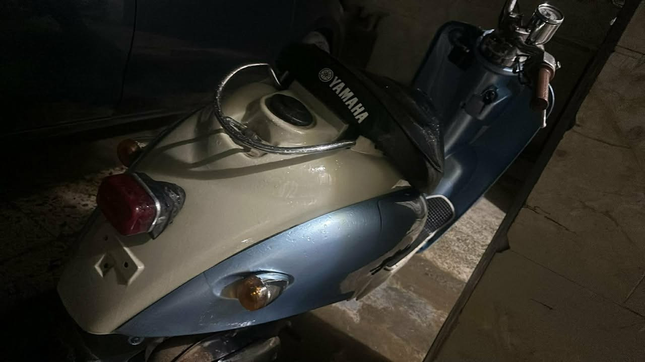 عبد الحليم دراجه رمبه دبل سكليتر كابريتر بلادي صالنصه بلادي محرك ممفتوح سلف كهربيات كله شغال ٤٥٠ بي مجال قليل مراوس هم يرهم ***********
