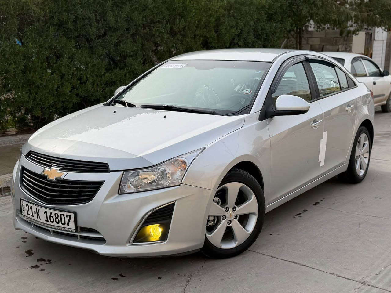 ***********
سلام عليكم للبيع فقط شوفرليت كروز خليجي موديل 2013  رقم سليمانيه باسمنا سنويه وهزه ورقم كلها مجدده لحد 2029 تحويل وكاله ثاني يوم كوبون بنزين موجود  سياره كلشي بيها على وضع شركه كلش جديده ماشيه قليل كفاله عامه بدون صبغ بدون ضربه بدون رصعات او شخوط جلح مابيها  فقط تعديل بارد بيها خشم بونيد  وخلص جديده سياره وناعمه كلش نشطه بدون دوانز محرك حجم 18  زنجير مرغوب مواصفاتها معروفه كروز  محرك كير بشرط مابي عيب  تايرات جديد باطري جديد تبريد تدفيه كلها شغاله كهربيات لايتات من اخير سياره ربع دينار مصرف مابيها  فحص سونار تقرير مندلاوي كدامك هم  مكاني كركوك ساحة احتفالات سعرها مناسب  82  ورقه 
*********** كركوك, العراق
