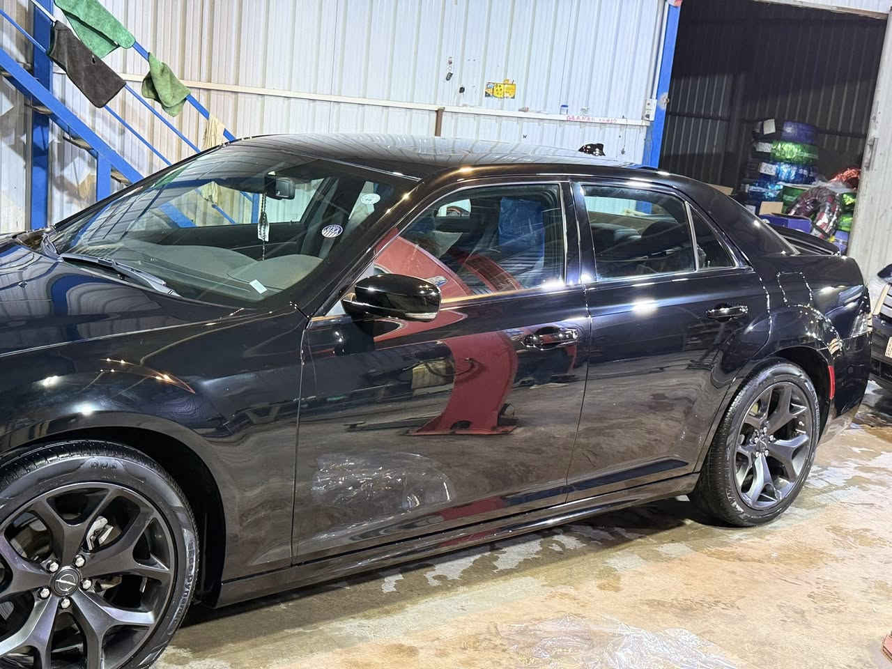 اوباما 2023
Chrysler 300s 

رادار 

كندي كلين بعدها كارتون

ماشية 13 الف ميل

محرك 6 سلندر 3600 

رقم أربيل باسمي تسجيل أول مرة 

تحويل مباشر سنوية ٢٠٣٠ 

هزة جديدة 

كلين تايتل 

مكفوله كفاله عامه

فول مواصفات 1/1

بانوراما

كشنات تدفئه وتبريد

كشنات الخلفيه تدفئه

ستيرن تدفئه

تحكم ستيرن

شفتات بلستيرن

رادار امامي خلفي وجانبي

نقطة عمياء

حساس خلفي وامامي

تدفئه وتبريد قطعتين امامي وخلفي

اشاير بل مري

كشنات كهرباء

ستيرن كهرباء

سكليتر و لبريك كهرباء

* مصابيح امامية زنون مع بلوجكتر LED

* ويل قياس 20 أنج .

* شاشه كبيرة مع نظام ملاحة نفكيشن GPS .

* سستم صوت كامل مع دمام خلفي

* كراسي جلد طبيعي شعار S

* تشغيل عن بعد . .

* محدد سرعة . .

* كاميرا خلفية دوارة.

* مرايا رادار مع ترحيب متحسسة للاضاءة

* دخول ذكي (بصمة) .

البانزين كله محسن وكل غراضها على البلادي بعدها ما مبدل بيها اي شي برغي ما مفتوح 

من الاخير سيارة تريح كلبلك وتدعيلي

بصمتين مالت الشركة 

السعر ٣٩٥ 

مغلفة ppf ضمان خمس سنوات

*********** ابو مصطفى
