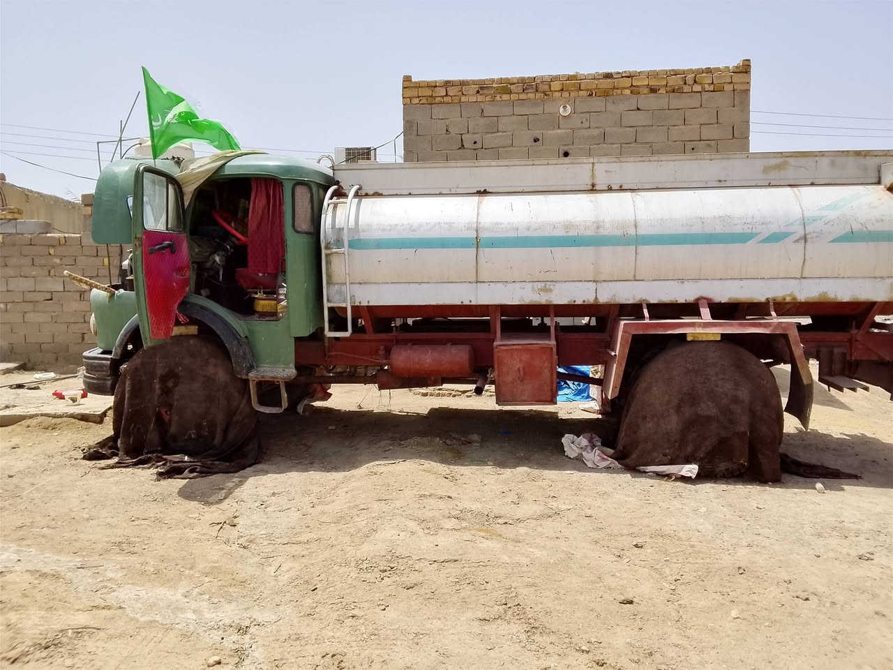 ابو ردين البيع موديل ٧٥ السعر ١٨ بب مجال قليل ***********
