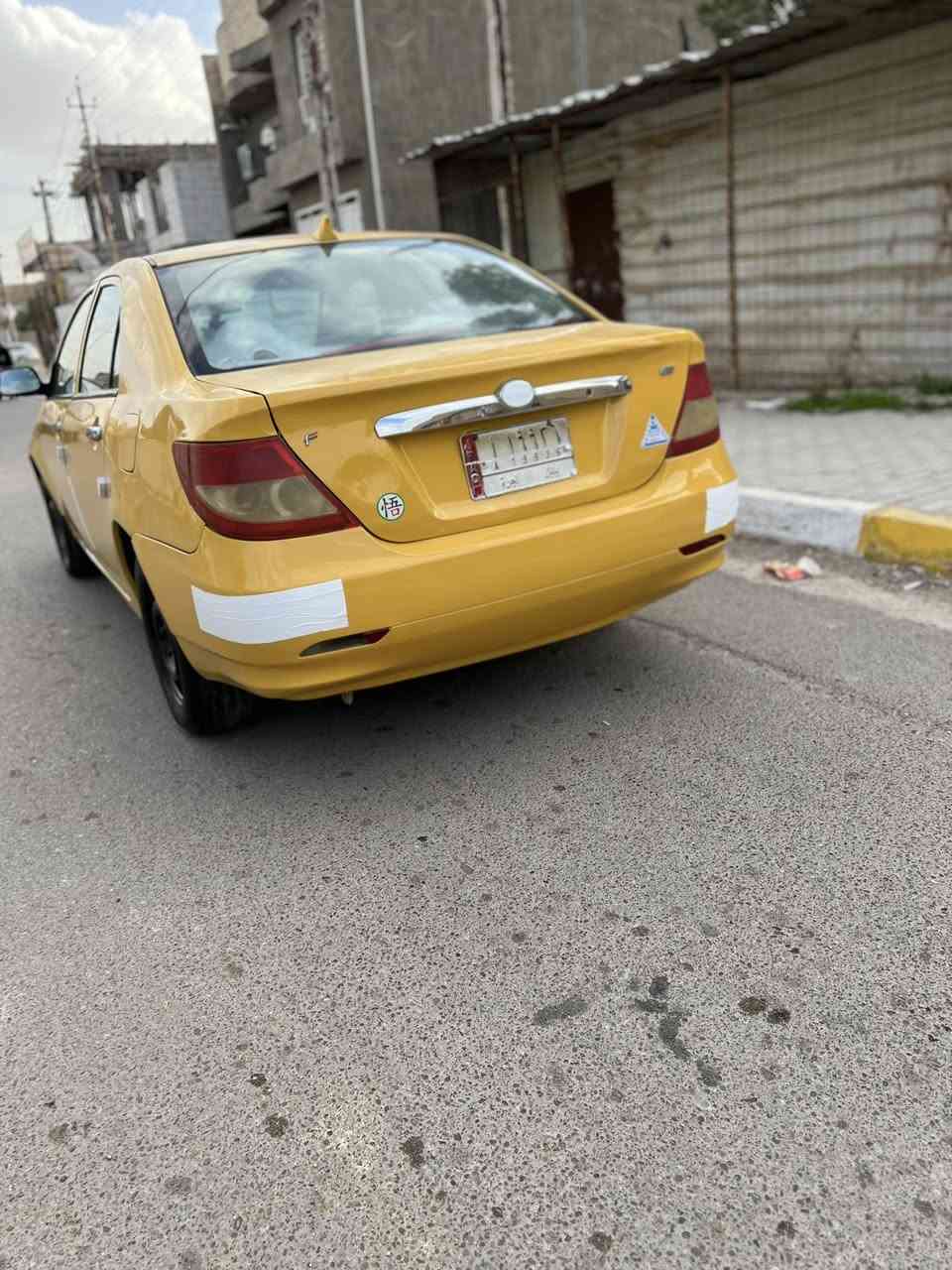 سلام عليكم بي واي دي f3 موديل 10 مكينه كير خير من الله صدر امامي خلفي نضيف تخم تاير جديد هيئه مصفره لل27 
جاهزه بيع السعر 29 مكاني بغداد الحسينيه للاستفسار ***********
