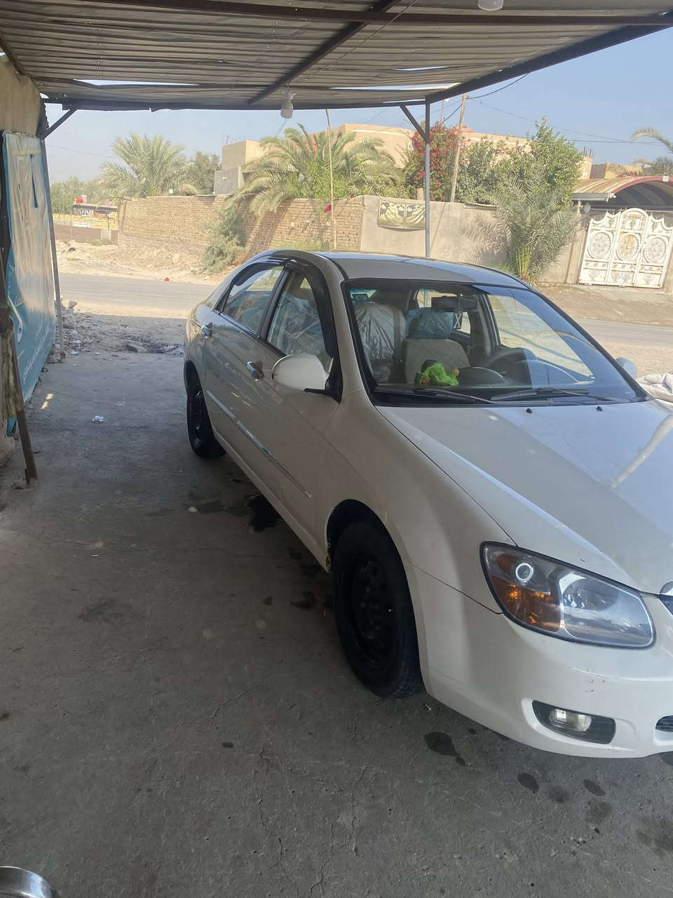 سراتوووو خليجي موديل ٢٠٠٨ السياره بيها صبع بدون ضربه مال جناي السعر ٨١ مكان السياره بابل هذا الرقم الهاتف ***********
