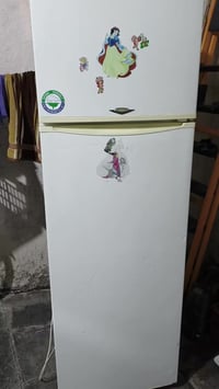 ثلاجة • فستل • بصرة حي الصدقاء