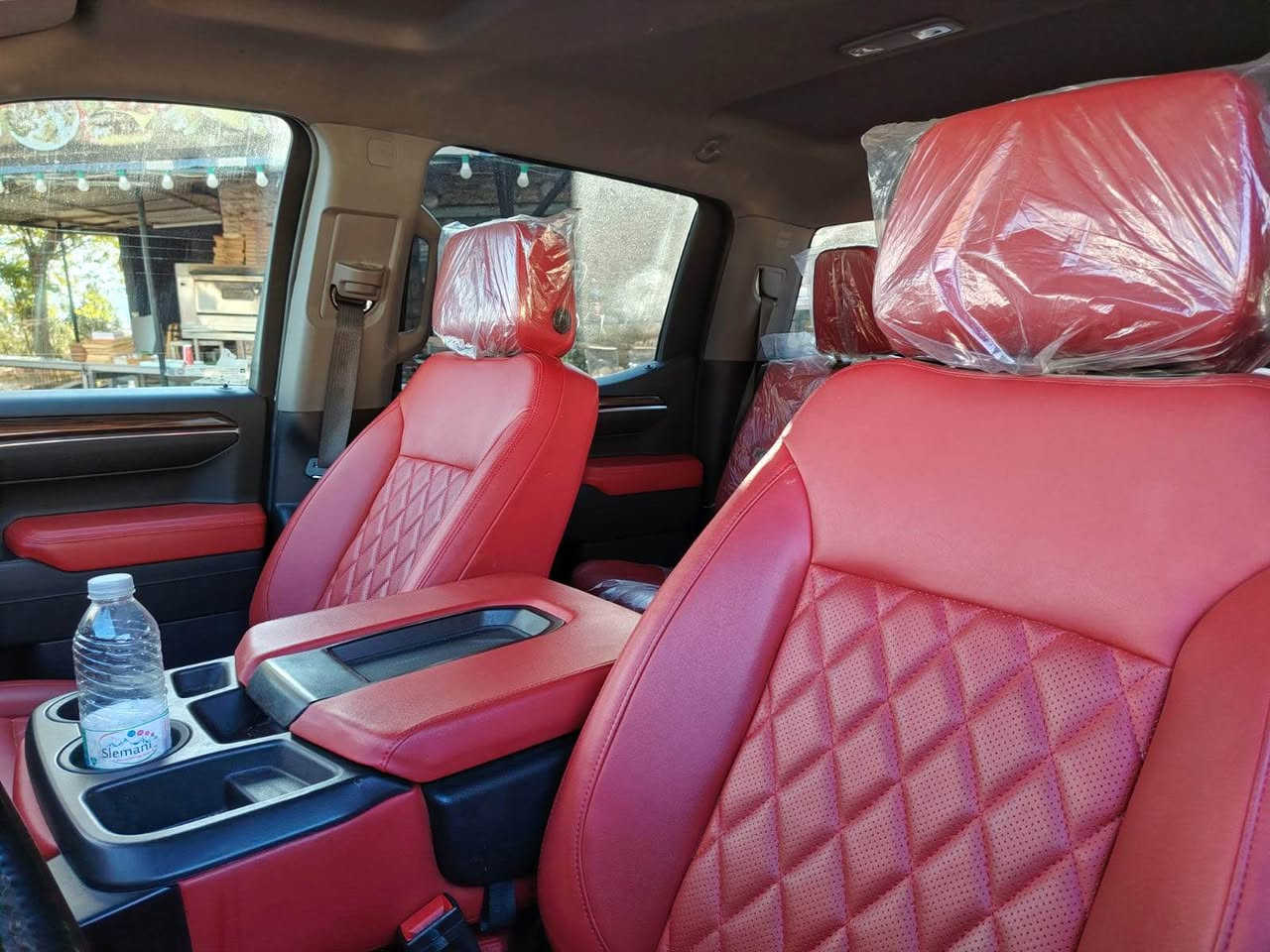 chevrolet silverado LT 2023

Chevrolet Silverado 2024
٤ بستۆن _ ٢٧٠٠ 
 
4x4  -  LT مواسه‌فاتی 

دوو پارجه پوياخه یه‌ 

گێڕ و مه‌كینه‌ و كارابای به‌ شه‌رت 

ژماره‌ كاتی و ٢ مانگ 

ته‌نها فڕۆشتنه‌ 
___________________***********حاجي هيوا
سلفرادو ٢٠٢٤
LT - 4X4   مواصفات 
فور ویل  
٤ سلندر  حجم ٢٧٠٠

كیر و محرك و كهرباي كلشي بشرط 

‏رقم مؤقت وباقي شهرين  

للبیع فقط 
سلیمانیه السليمانية, العراق
