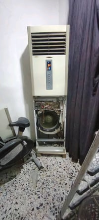 سبلت كنتوري داخليه ٢ طن شغاله لك ١٥٠ الف 07711268979