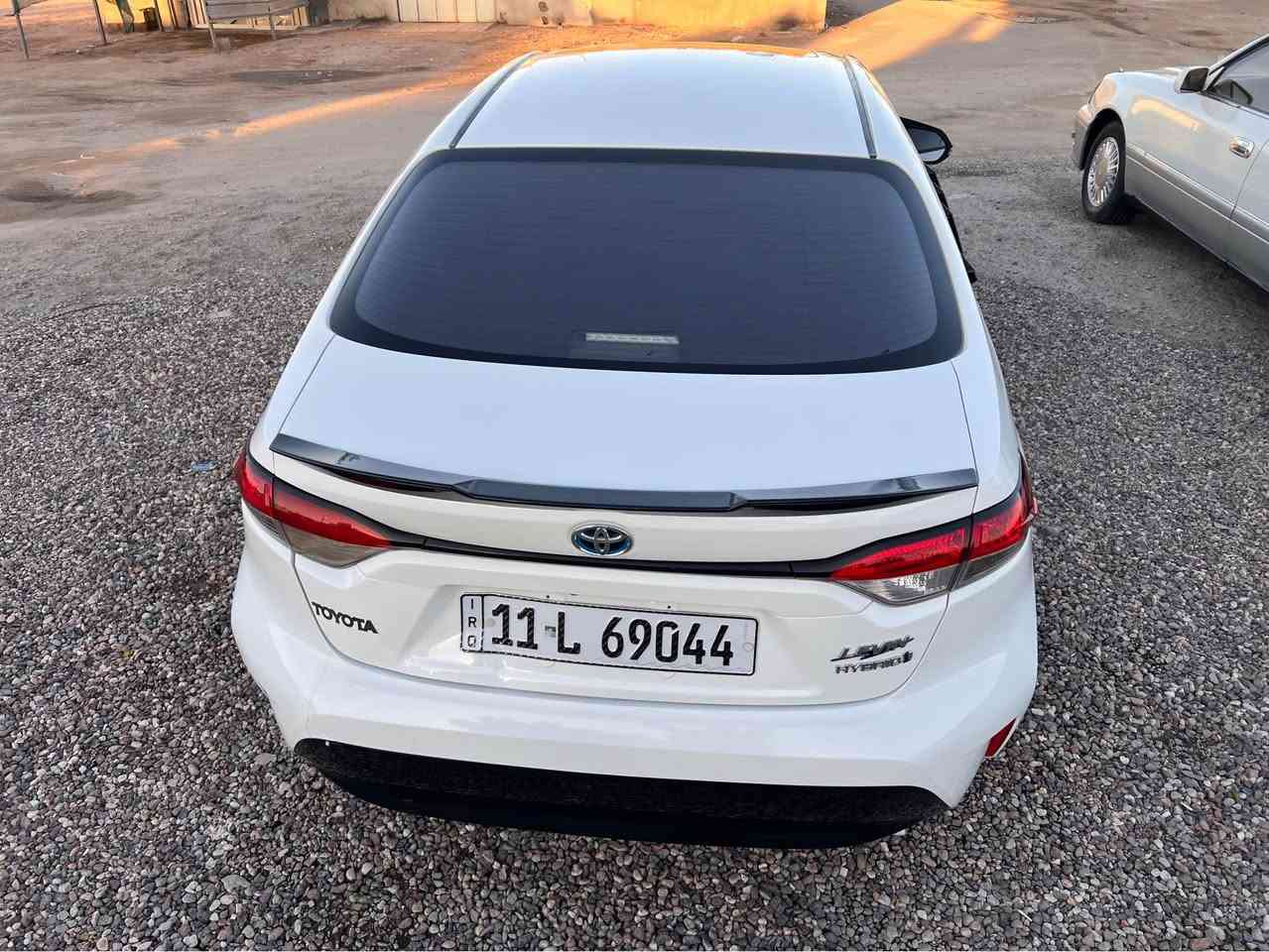 كورلا تجميع صيني موديل2024
رقم بغداد حرة باسمي تحويل ثاني يوم شكل الأمريكي 
مواصفاتها معروفة مايحتاج اشرحلك عليه 
- دوشمة كشنات 
- دوشمة الارضية والصندوك
- بيها بارد ع كد 3 اصابع بالبنيد مكانين اثر رجوع بيكب عليها 
- طخة بالصندوك ع وضعها مامسويها اثر ضربة دراجة
- ماشية 68 الف قابل للزيادة 
- فول السيارة معروفه مواصفات الشكل الامريكي
- شاشة كار بلي 
- عادي ومحسن بكيفك البانزين 
- تبريد يخبل 
- سيتم باتمان كامل 
- شمسيات كويتية وياها 
- مكاني البصرة - الزبير - سكن البتروكيماويات 
- رقم تلفوني ***********
- السعر 150$ وبي مجال البصرة, العراق
