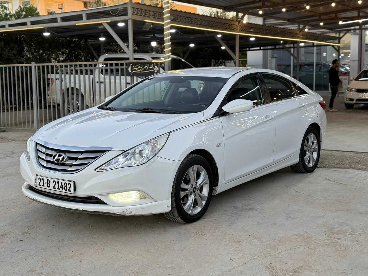 سوناتا موديل 2010
رقم وسنويه جديد بسمي 
كهرباياته كله شغال
مكينه 2000
كشنات جلد
تبريد تدفئه شغال
سياره مابي اي عيب جاهزه بيه بس هلال خلفي صبغ وربع بونيد بدون حادث 
مكاني ديالى خانقين السعر ((107)) بي مجال 
***********
