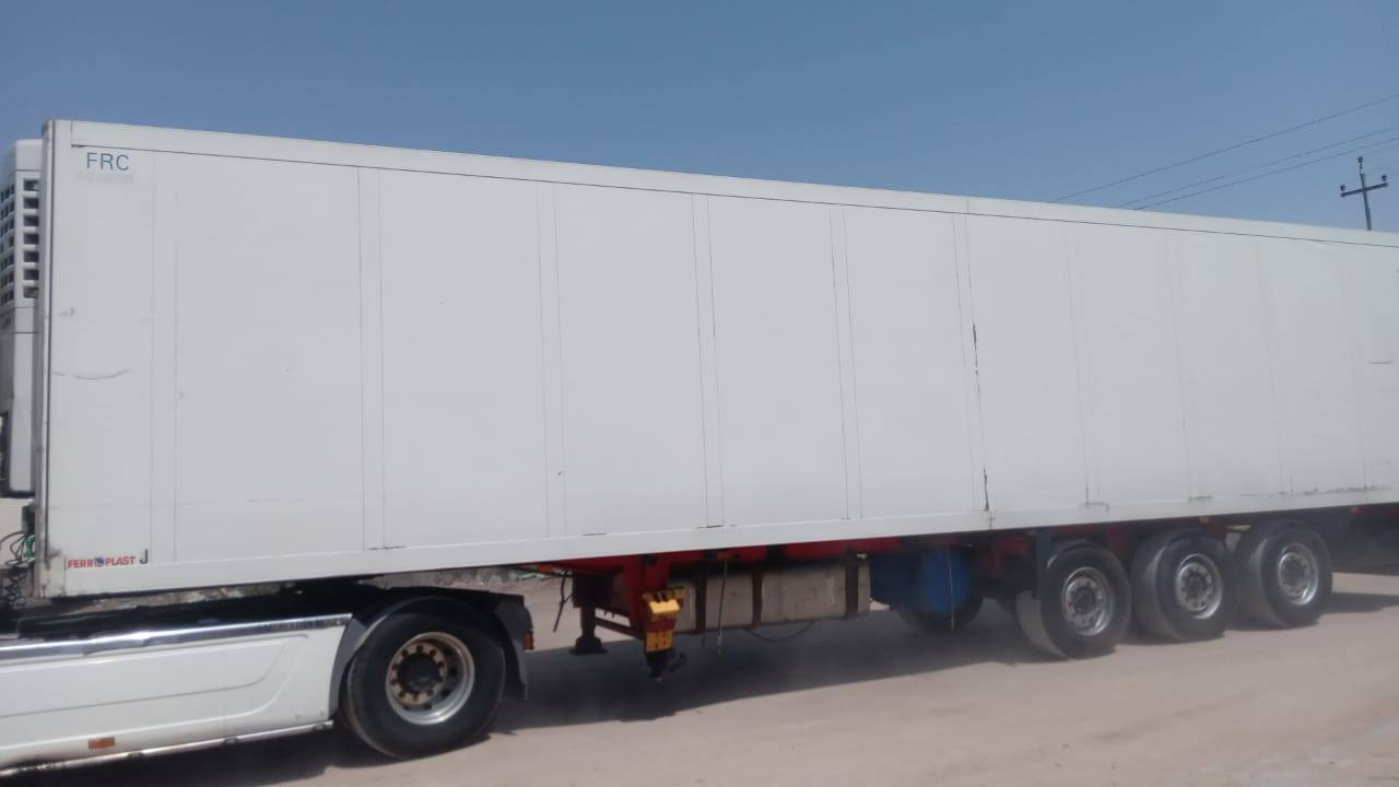 براد شمتز سمك ٧ جهاز اس ال٢٠٠ البراد جاهز للعمل اي نقص مابيه 
رقم صاحب البراد ***********
