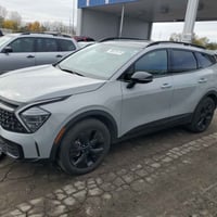 🚨 تنويه مهم هذه السيارة معروضة في المزاد الأمريكي 🇺🇸 والمزايدة والشراء...