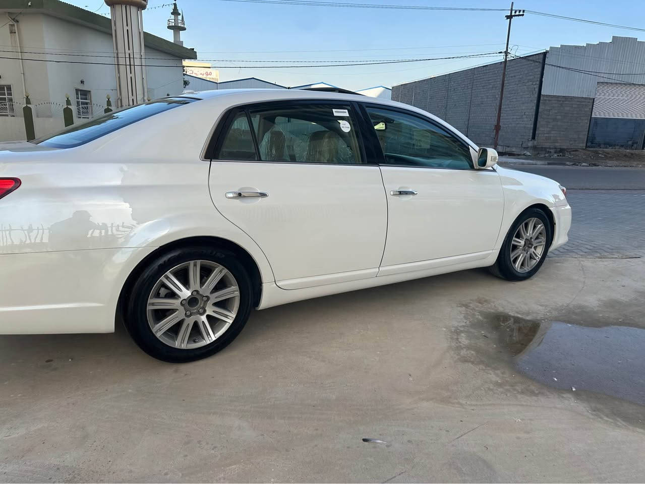 تويوتا افلون موديل ٢٠١٠
سيارة جديدة فول مواصفات خليجي بدون صبغ بدون تعديل بدون شخط سياره كفالة عامة كير محرك شرط مامفتوح 
***********
*********** كركوك, العراق
