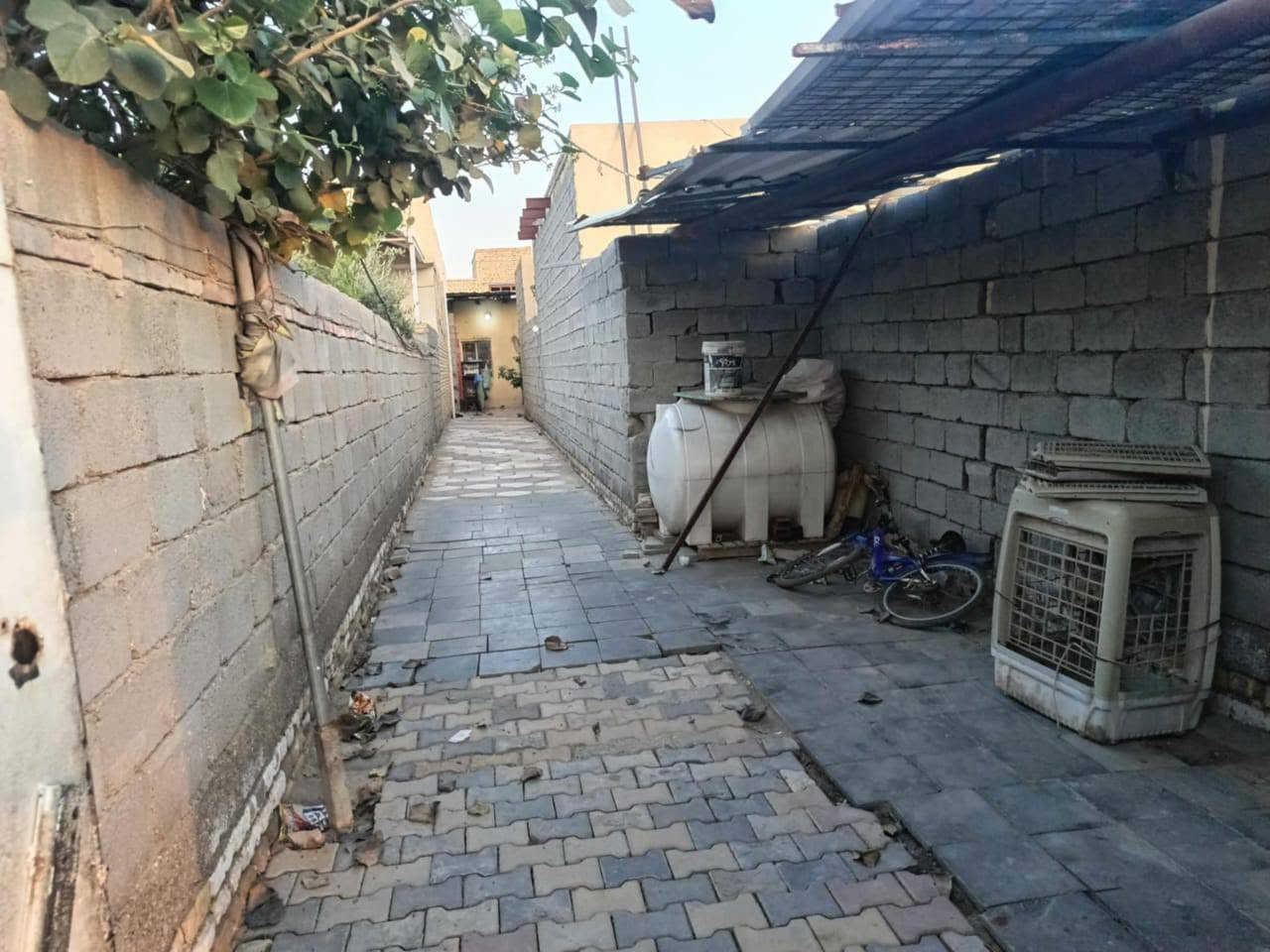 *********** السلام عليكم الحريه بالاسكان الصناعي مساحه 180 متر سعر مال 50 بمجال
