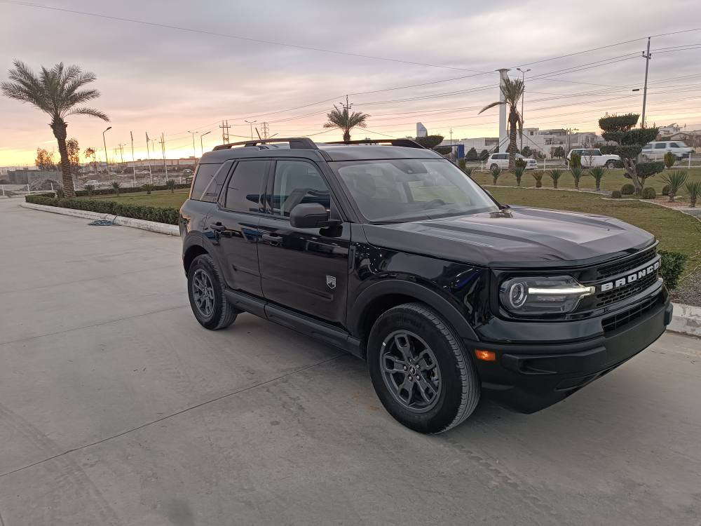 سەرەتا بەناوی خوودا.لەسەرئیزنی ئەدمینی بەڕێز.فۆرد برۆنکۆمۆدێل۲۰۲٤ ژمارەکاتی کاتی نەشکاوە یەك پاچەی سبوغە قرچێکی بچوکی هەیە لای سەکن دووجێی بچوك پیدی ئاڕی هەیە سەیارەکە بەس سڵایدوو کوشن جڵدنیە   باقی مواسەفاتەکانی تری تێدا مەوجودە دەبڵ ئەکسلی سێ پستنی تۆڕبۆیە نرخی ۱٤٥گەڵاو مەجالێکی برایانە.ژمارە مۆبایل(((***********)) سەیارە هیچ مەسرەفێکی تێدانیە ژمارەکە واتسئاپ وڤایبەری لەسەرە.. دخان, السليمانية
