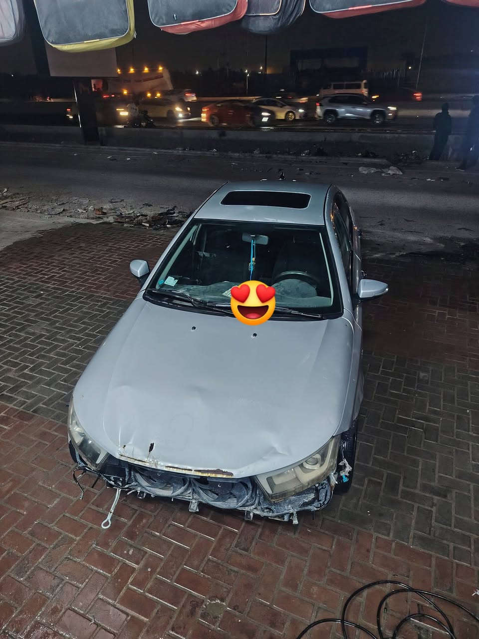 السلام عليكم سمند رنا فرنسي السياره فول مواصفات كشنات كهربايه مري ترحيب  فتحه سكف تحكم استيرن السياره خير من الله بس عوزهه دعاميه او صدر امامي السياره ما اندل راعيهه اليريد اسويله مكاتبه اتكفله سرقت او عشاير او اليريد ياخذهه ايفصخهه السياره معروضه 23 او بيهه مجال سنويه ماكو ضايعه   مكان السياره بغداد الشعب
***********
