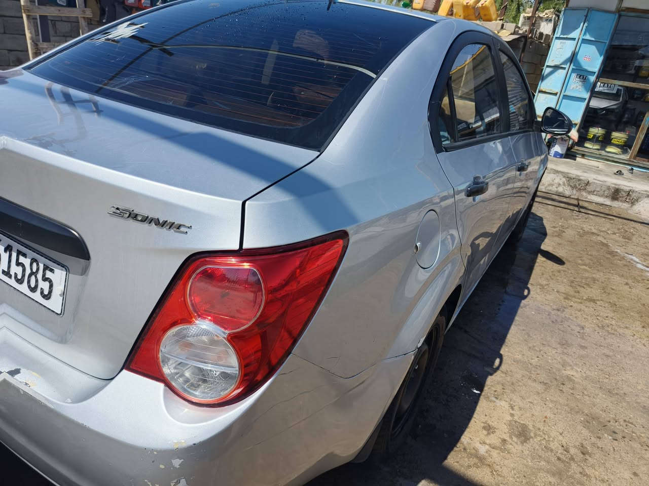 السلام عليكم سونك مديل ٢٠١٢ 
سياره حلوه ونضيففه مال بيت بسمي  السعر ٥٨ الاستفسار على***********

