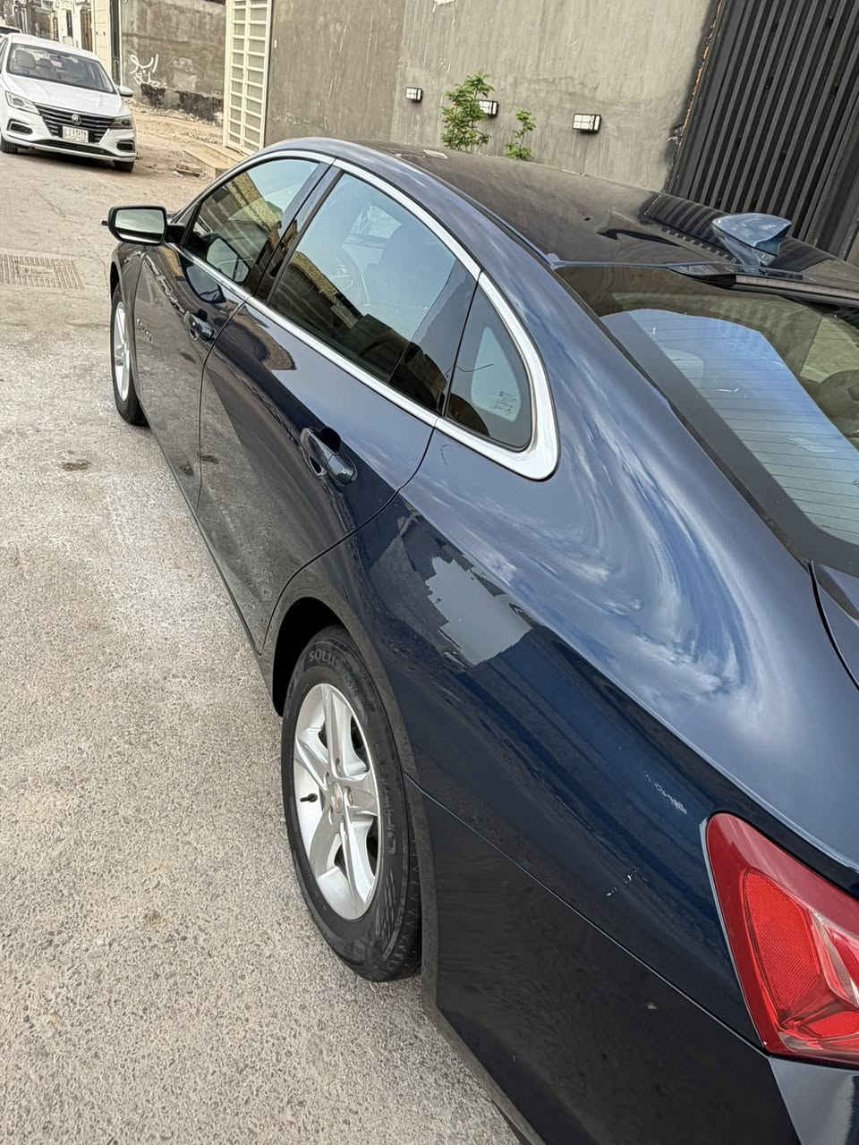 🚗 ماليبو 2022 LT للبيع 🚗
السيارة نظيفة وجاهزة، ومكانها بـ البصرة.

التفاصيل:

 الموديل: 2022.

 الفئة: LT.

 المحرك: 1500 تيربو، اقتصادي ونشط.

 الرقم: أربيل.

 الموقع: البصرة.

 الضرر/الصبغ: [قطعتين واحد اثر ضربه والثاني تخريب يعني ماكو ضربه تجي خاص سوناره موجود وتوصلك صور الحادث

السعر:

💰 110 ورقة وبيه مجال 🤝

رقم التواصل وتس اب ***********
