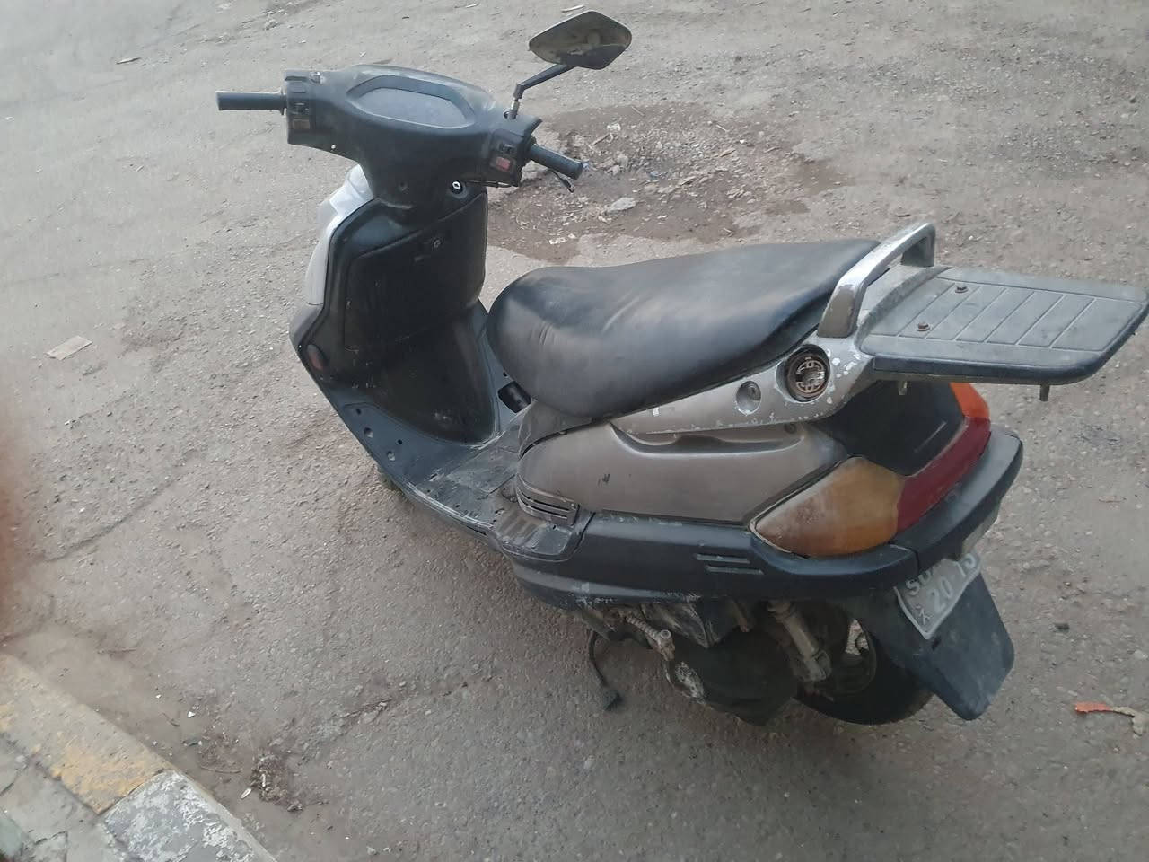 دراجه  فضائي  سعره ٢٥٠  رقم الهاتف  ***********
