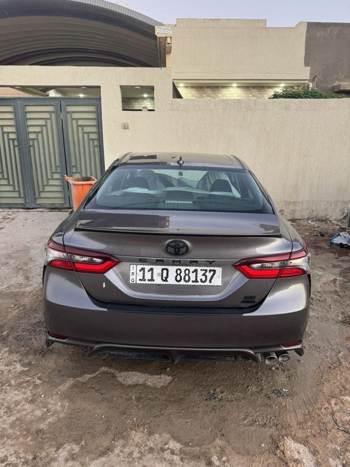 كامري SE مديل ٢٣وارد امريكي بانزين فقط لون رصاصي فتحه تحكم نقطه عمياء رادار سايد بريك كهرباء جام اوتو كشن السايق كهرباء شفتات ستيرن لا صبغ ولا بارد تبديل بيند فقط دفع رباعي  ماشيه ٢٩ الف كيلو مترحقيقي رقم بغداد انكليزي بأسمي السعر قفل 207 ورقه للاستفسار الاتصال بالرقم ***********
