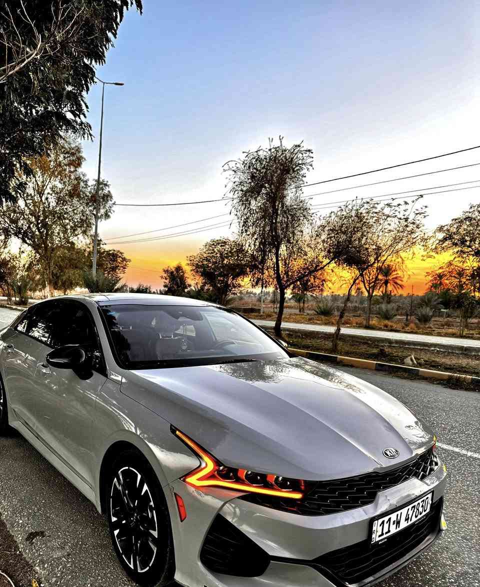 K5-GTline 2021-AWD
اللون : اسمنتي سموك المميز 
المحرك : 1600 تيربو 
الرقم : بغداد الجديد بأسمي تحويل مباشر 
الحادث : قطعة وحدة فقط ( صبغ الجاملغ الخلفي ) 

المواصفات : 
١) بصمة تشغيل + بصمة ابواب 
٢) تشغيل عن بعد  
٣) خمس وضعيات قيادة دفع رباعي  
٤) كاميرة 360 درجة 
٥) دواخل جلد احمر + الأرضية مبطنة جلد بالكامل 
ا٦) شاشة كبيرة ( المستطيلة مو المربعة ) 
٧) تدفئة كشنات 
٨) ابل كاربلي واندوريد اوتو 
٩) حساسات امامية وخلفية وجانبية 
١٠) رادارات امامية وخلفية وجانبية 
١١) نقطة عمياء 
١٢) نظام مانع تزحلق
١٣) مثبت سرعة 
١٤) تحديد مسار 
١٥) مخارج AUX +USB
١٦) بانوراما 
١٧) شاحن وايرلس 
١٨) اوتو هولد 
١٩) جنطة ذكية فتح تلقائي 
٢٠) تبريد بيانو 

السيارة ليبل واحد بدون تبديل اي قطعة بدون دواخل وصور الحادث والسونار مرفقة بالمنشور
السيارة نظيفة وجديدة بكل معنى الكلمة وتعال وشوفها بعينك 🤍
ماشية 52 الف ميل 
مكانها بابل المركز
للأستفسار : ***********
