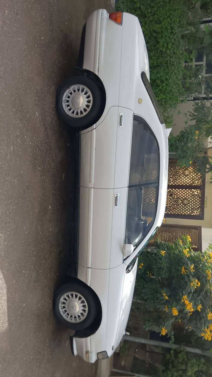 السلام عليكم تيوتا كراون طبه منفصل سياره حلوه و جديده مال جناي مكفوله من صبغ وضربه بيه ملاحضات بسيطه كلش الاستفسار ***********
