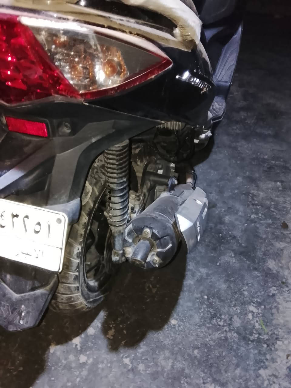 سلام عليكم
Joysym 125
ممشى 8000-    محرك 9000 RPM
رقم وسنوية تحويل ثاني يوم 
محرك ما مفتوح 125cc
وارد تايوان بعدها بلادي 
سعر 14 ورقة وبي مجال
هذا رقمي وبي واتساب-***********
