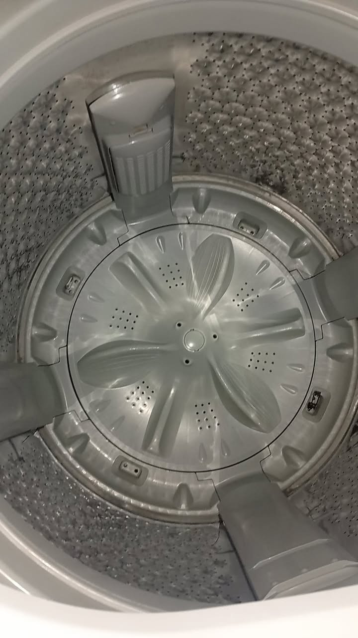 غساله فول اوتوماتيك نضيفة مستعمل اربعه اشهر العنوان الرئاسه شارع الامام علي السعر 425 الف  وتساب ***********
