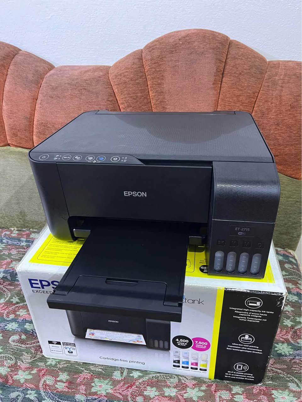 السلام عليكم طابعه ايبسون 2715او 3150 حقن خارجي وايفاي استنساخ ملون واسود وابيض سكنر سحب من الموبايل الطابعه بلكارتون جديده لوك عدادها 35 ورقه فقط الطابعه كامله الملحقات بلكارتون لوك حتى قرص التعريف واير التشغيل بعده مامفتوح الطابعه تسحب صور من الموبايل الطابعه سعرها 160 الف عنوان موصل *********** موصل, نينوى
