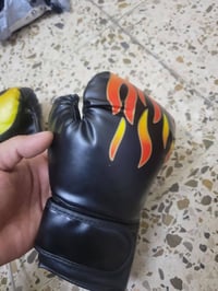 كف ملاكمة • عمر ١٥