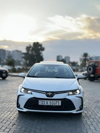 كورلا {٢٠٢٥} ماشية ١٣ { داخل احمر كشن كهرباء }حالها حال الزيرو مكاني (...