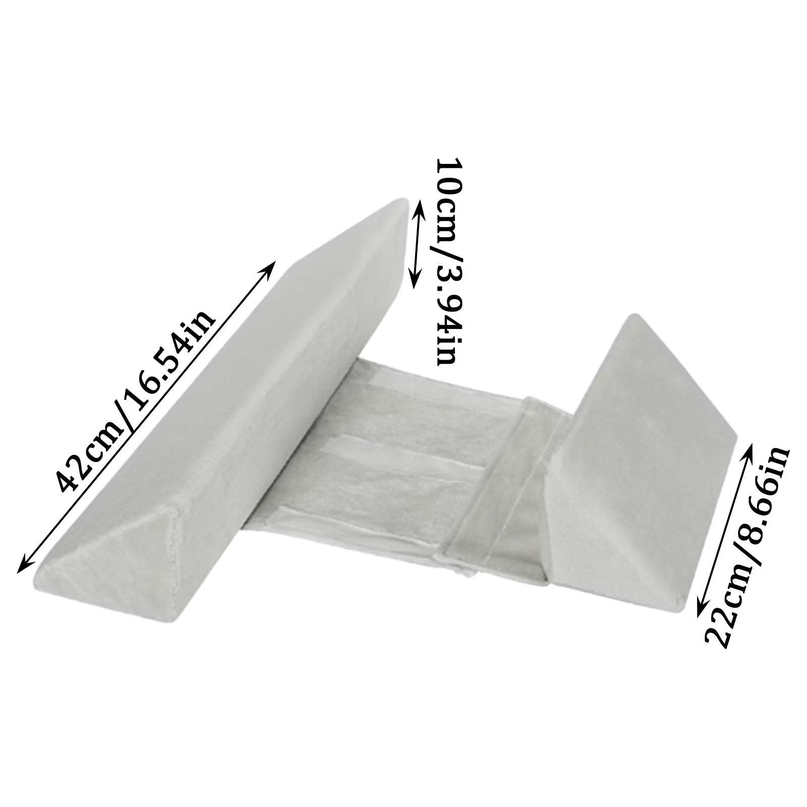 This product is an infant anti-roll pillow or side sleeper wedge, designed to keep newborns in a fixed position during sleep or supervised time. It typically consists of a large triangular wedge to support the infant's back or side and a smaller wedge to prevent them from rolling. أربيل, العراق


**إذا كنت صاحب هذا الإعلان وتريد حذفه لأي سبب، رجاءا أرسل رسالة إلى الدعم الفني**